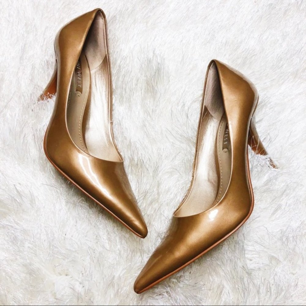Nine West Gold Pumps Sz 7